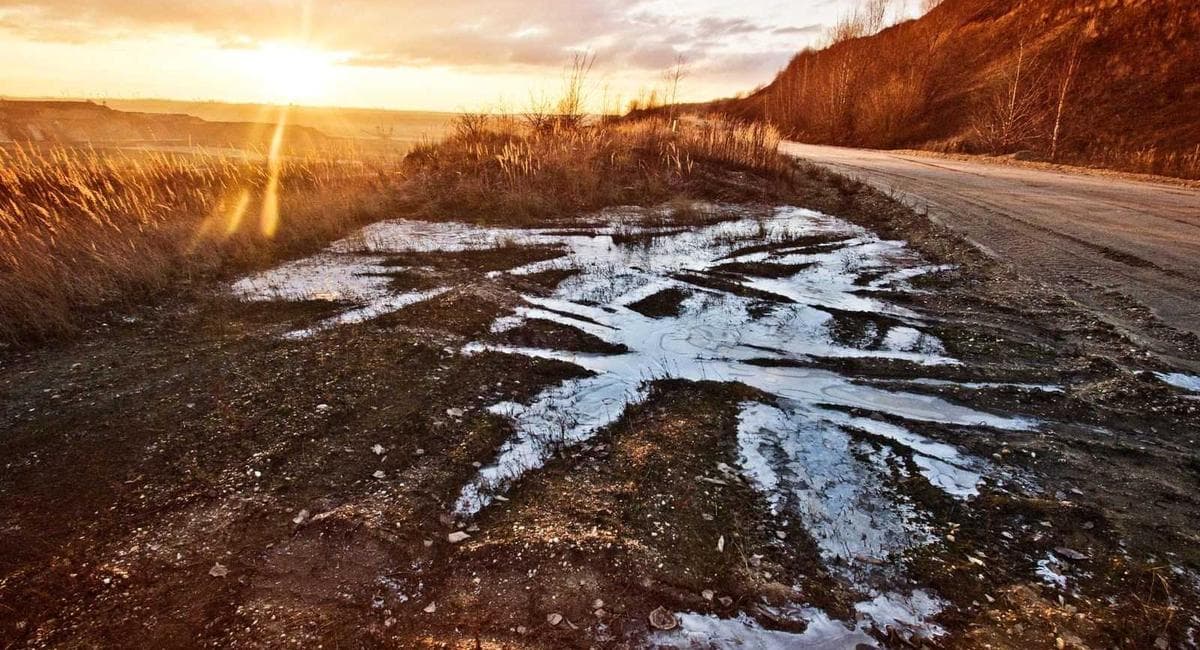 Route panoramique au Québec, inspirant un road trip familial en fourgonnette
