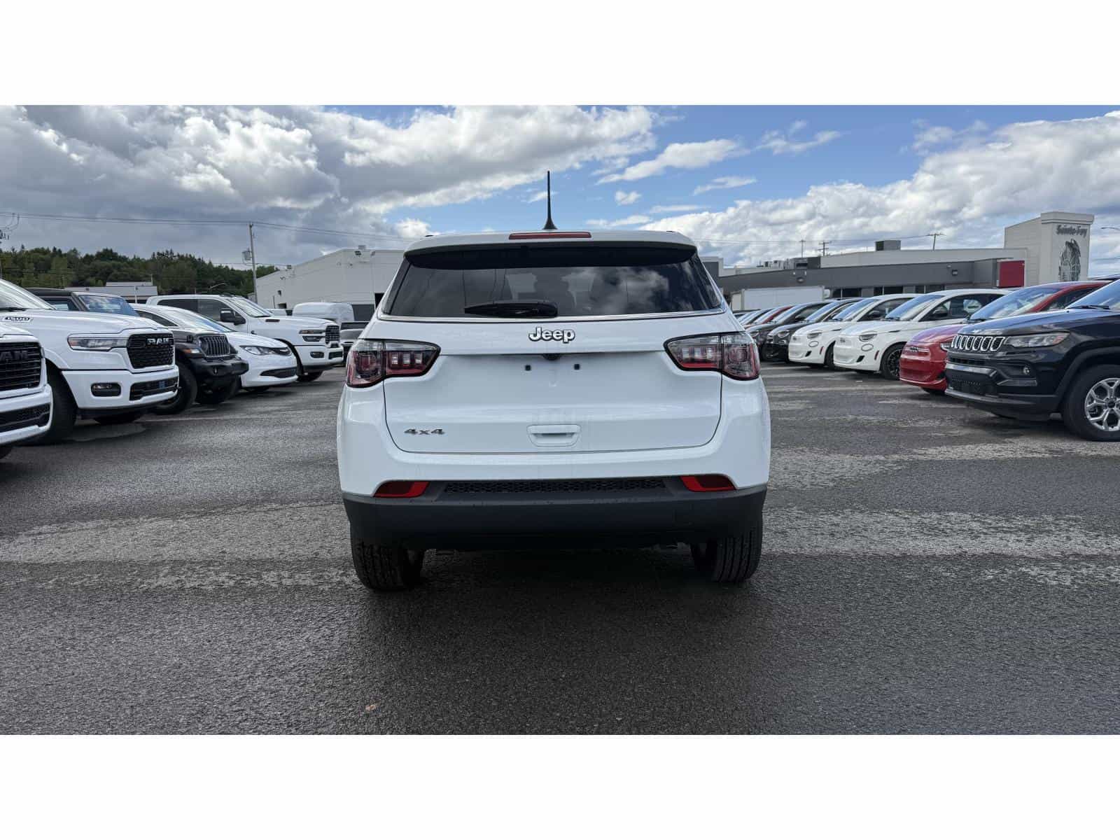 Image 6 Jeep Compass Sport 2025