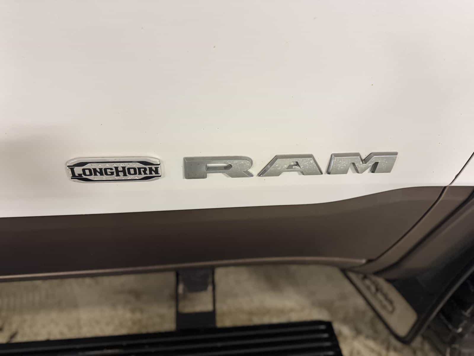 Image 4 RAM 1500 Longhorn Laramie Longhorn 2019