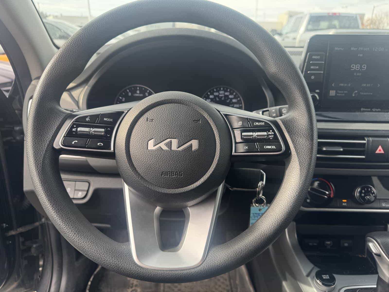 2022 Kia SELTOS LX - Image 9