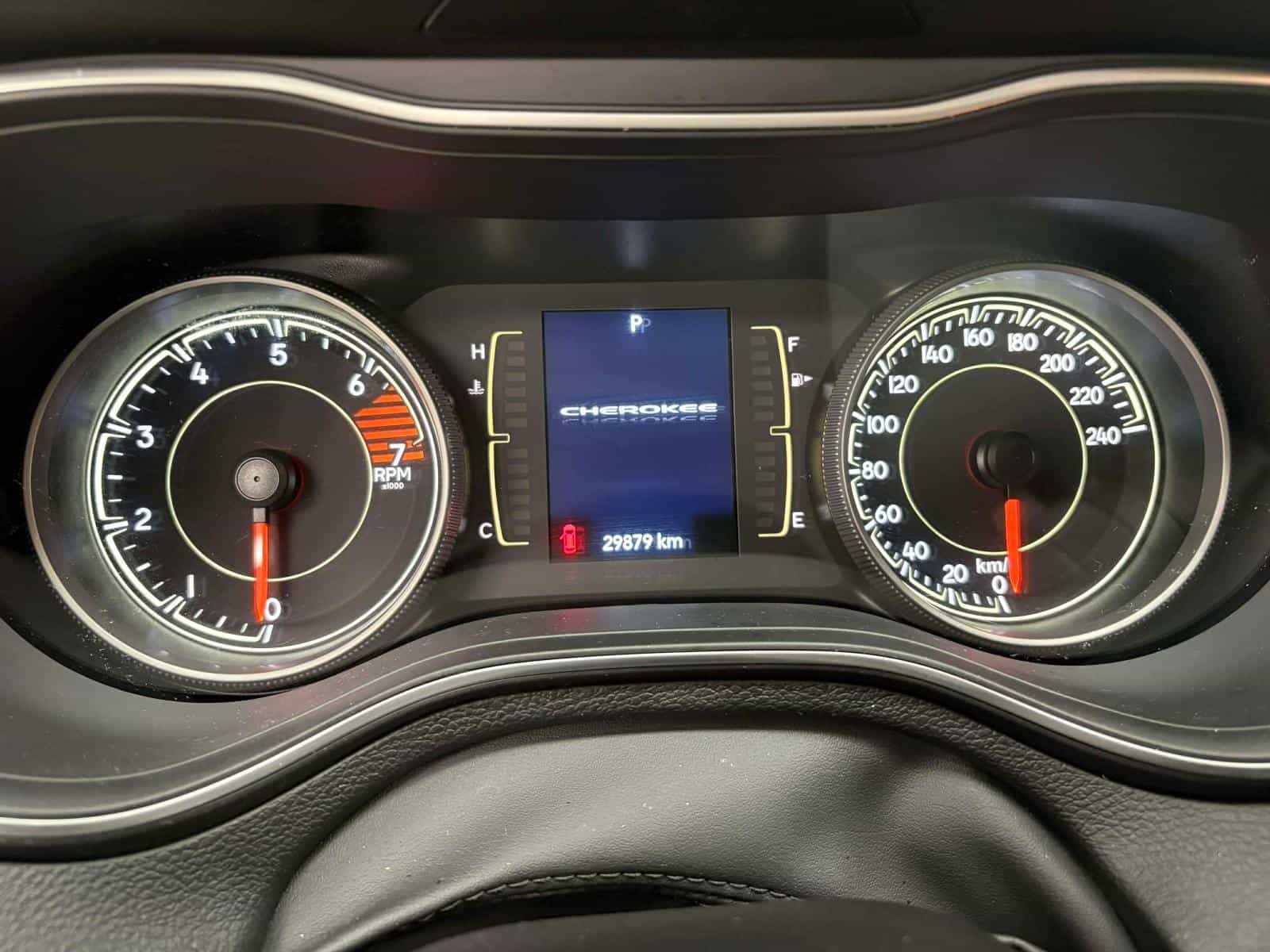 2022 Jeep Cherokee Sport Sport - Image 13