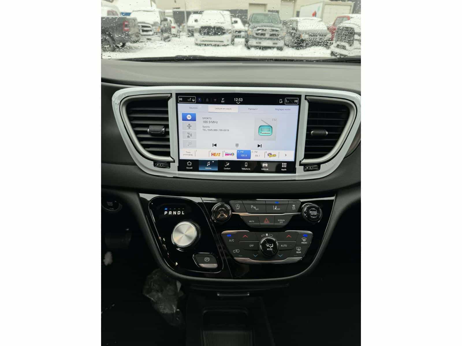 2026 Chrysler Grand Caravan SXT - Image 7