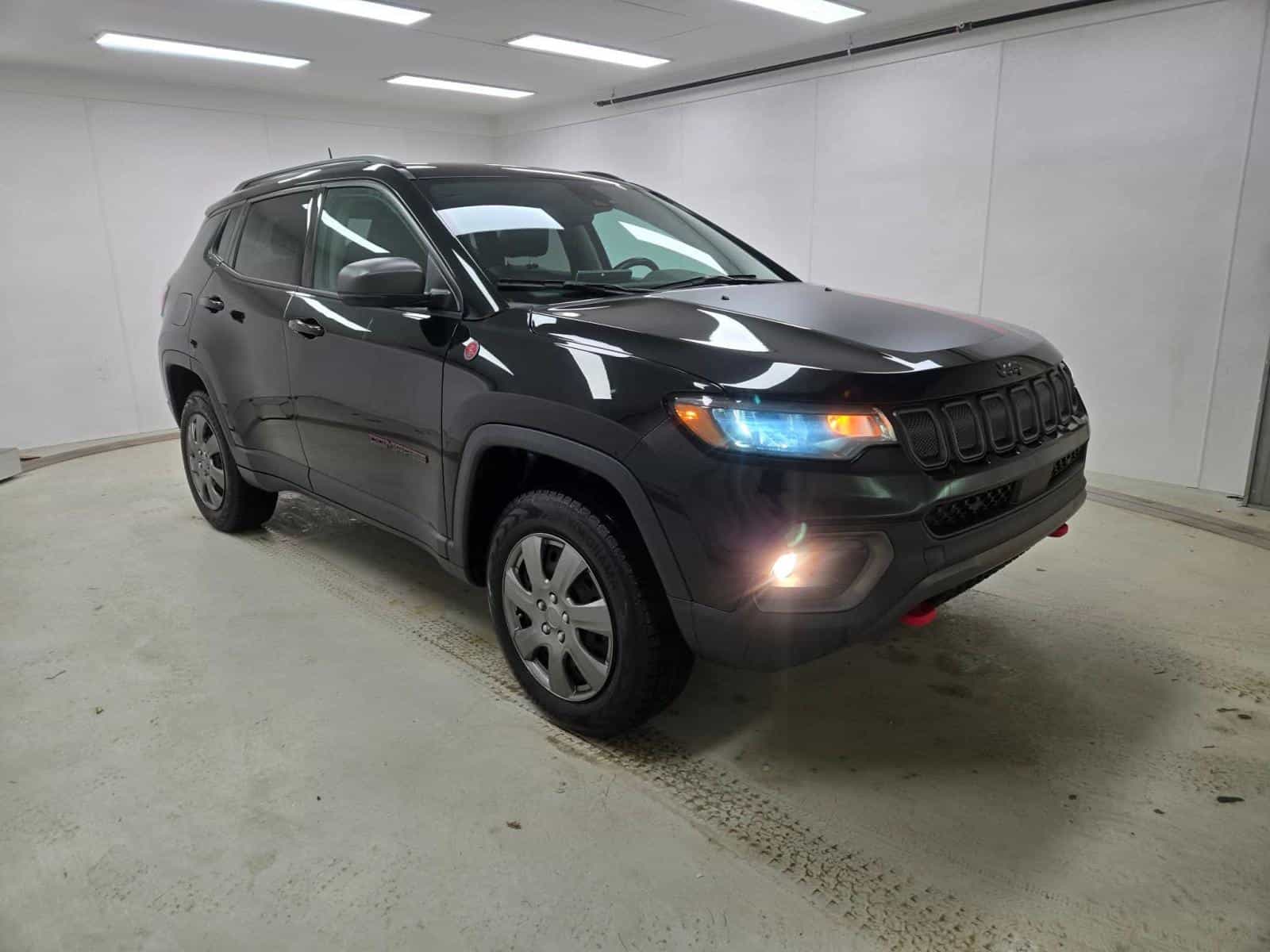 2022 Jeep Compass Trailhawk Trailhawk - Image 3