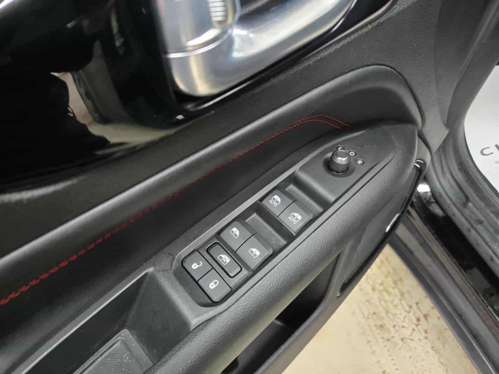 2022 Jeep Compass Trailhawk Trailhawk - Image 16