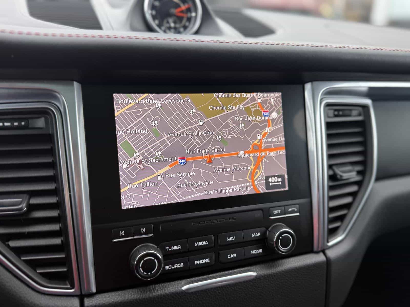 Image 15 Porsche Macan Base 2018