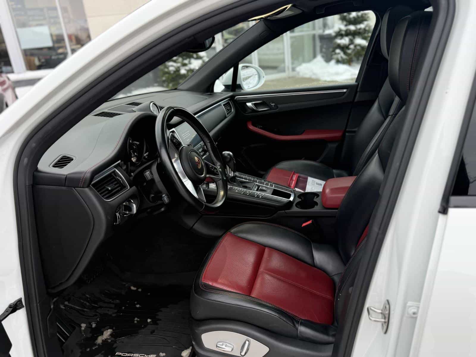 Image 13 Porsche Macan Base 2018