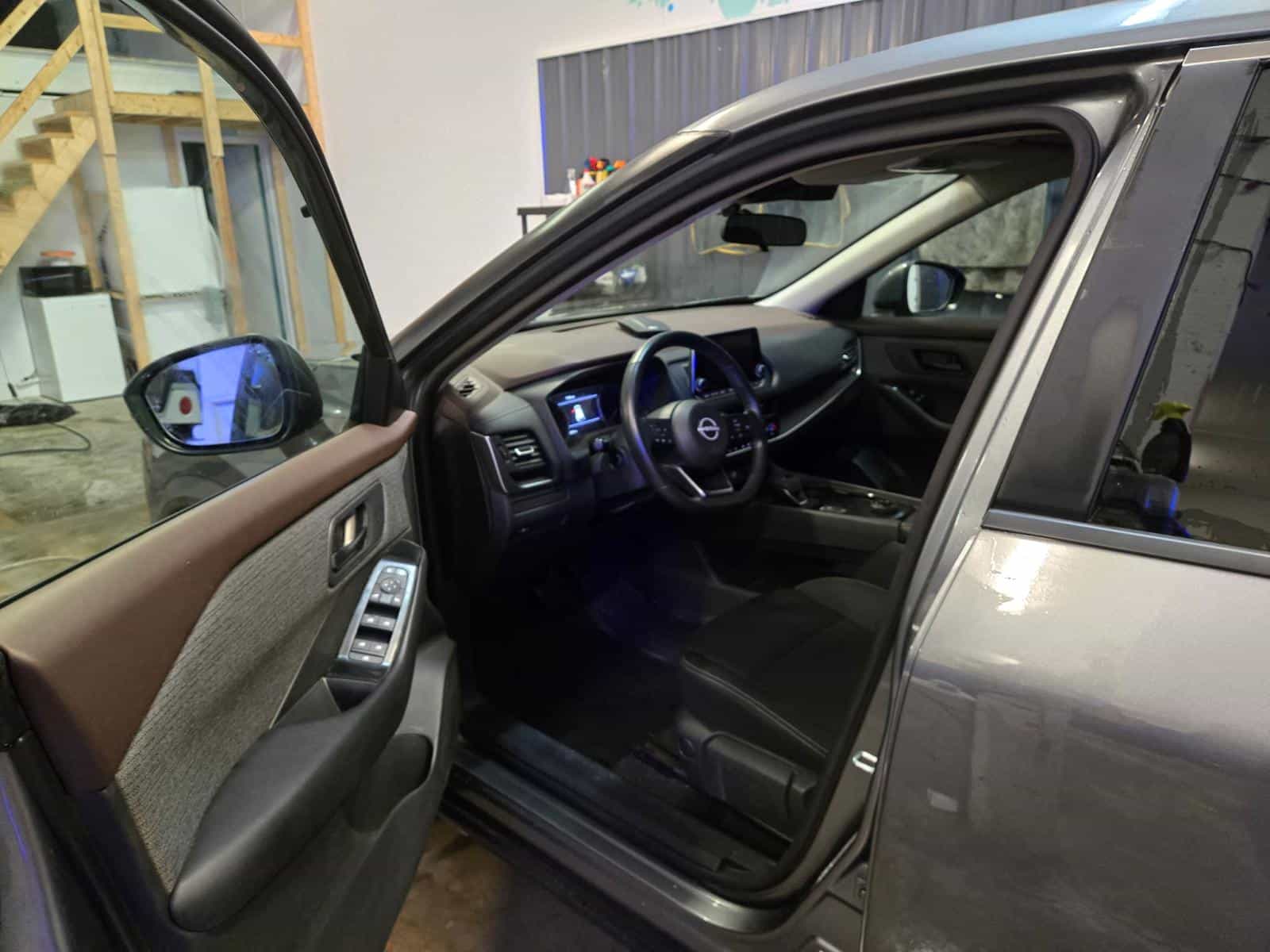 Image 8 Nissan Rogue S 2023