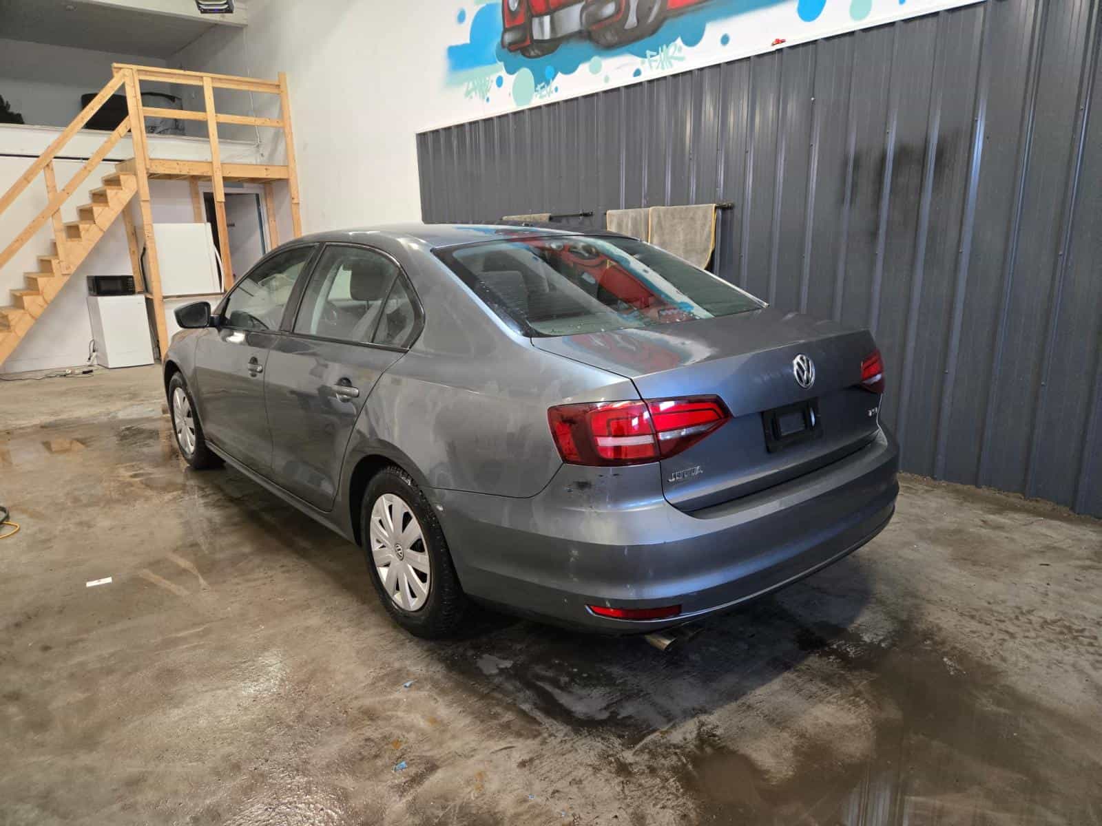2017 Volkswagen Jetta Trendline + - Image 6