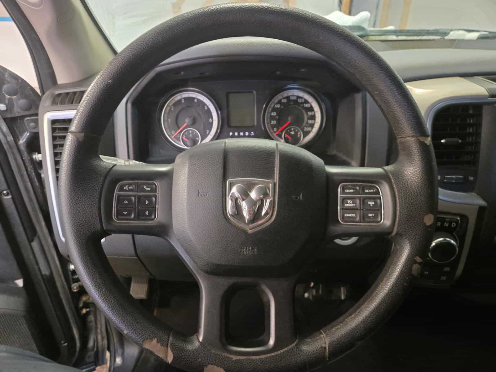 2017 RAM 1500 SLT Outdoorsman - Image 12