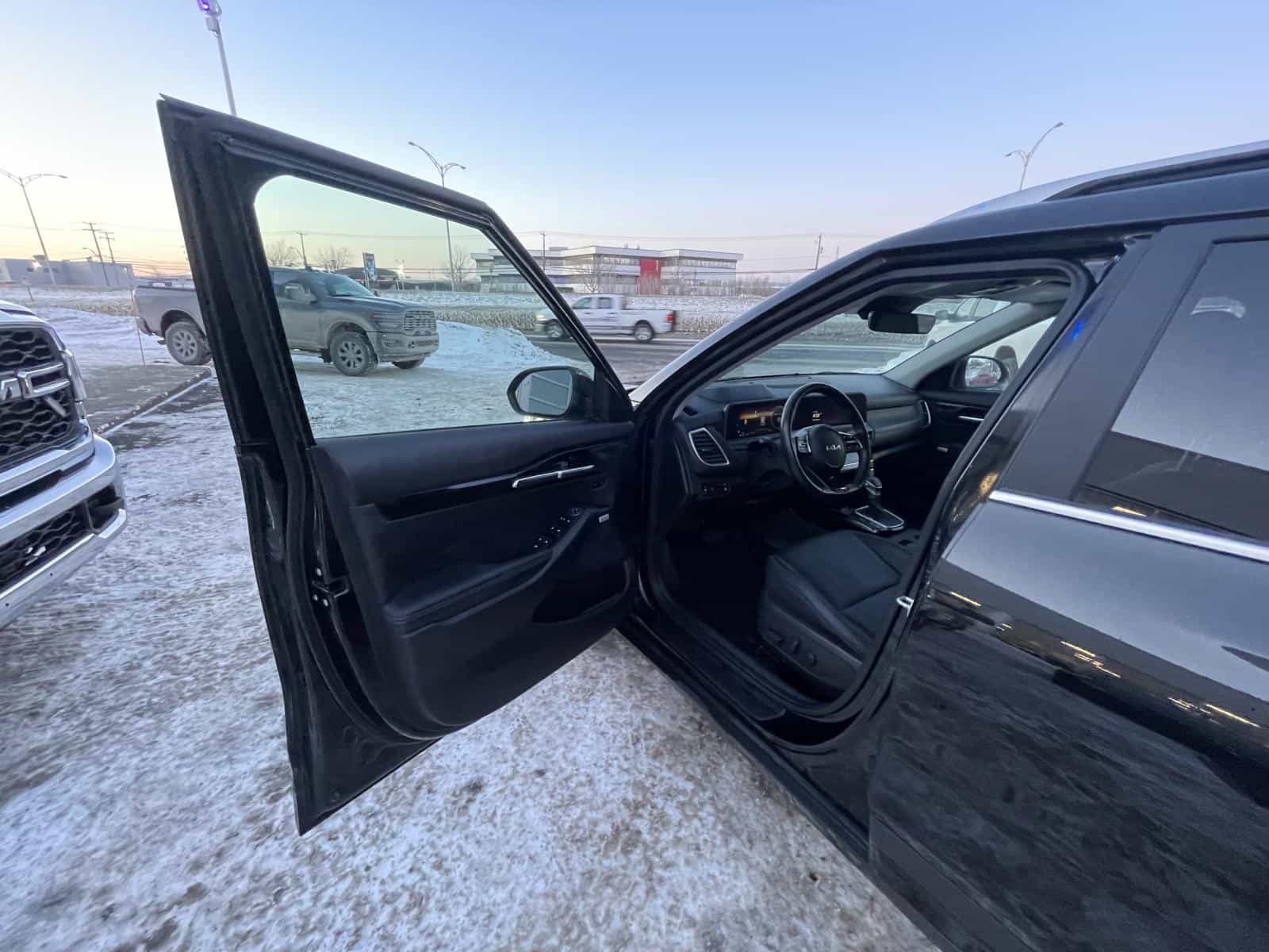 2024 Kia SELTOS SX SX - Image 10