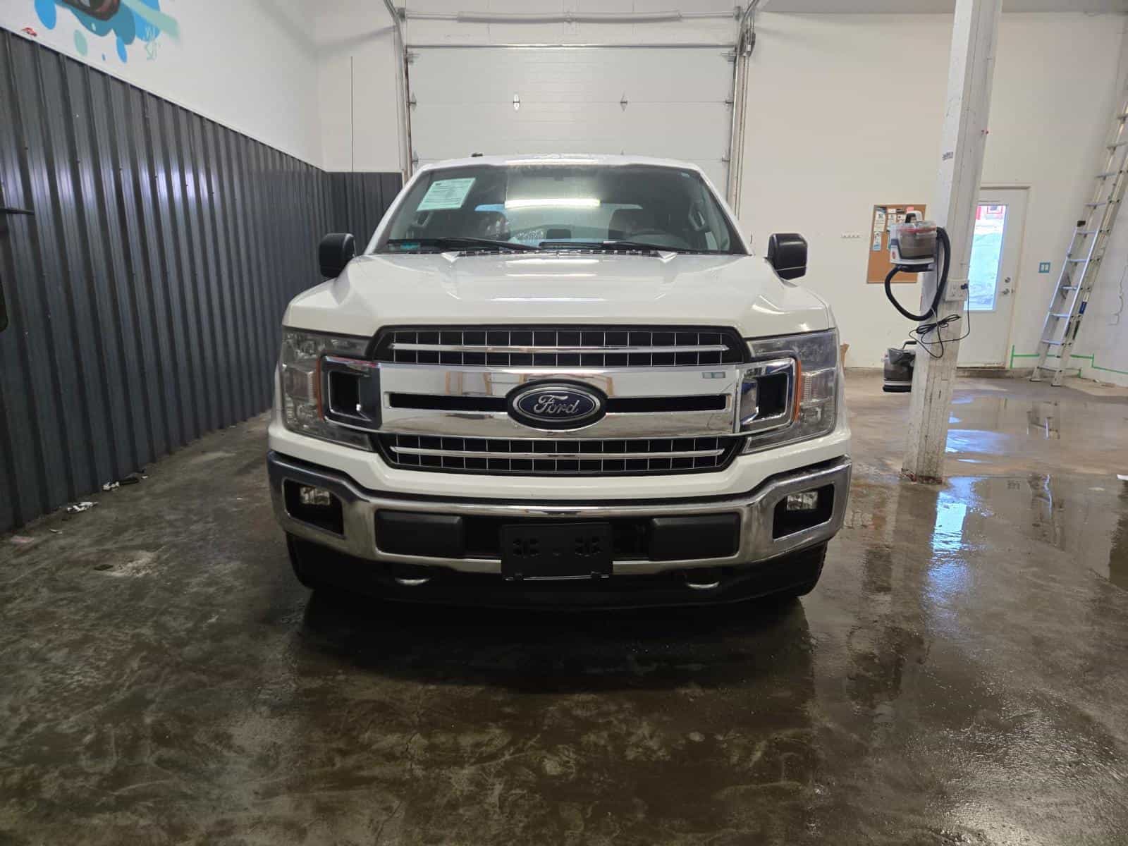 2018 Ford F150 SUPERCREW F-150 - Image 2