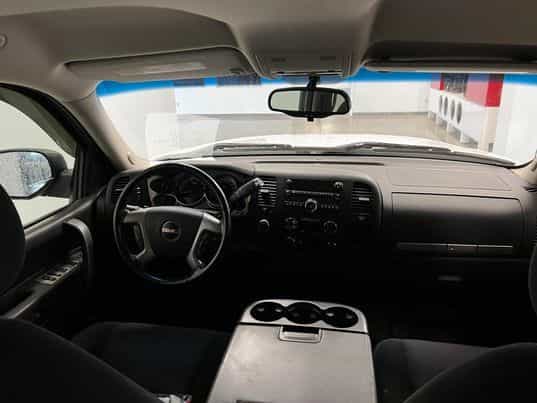 2011 GMC Sierra Hybrid - Image 4