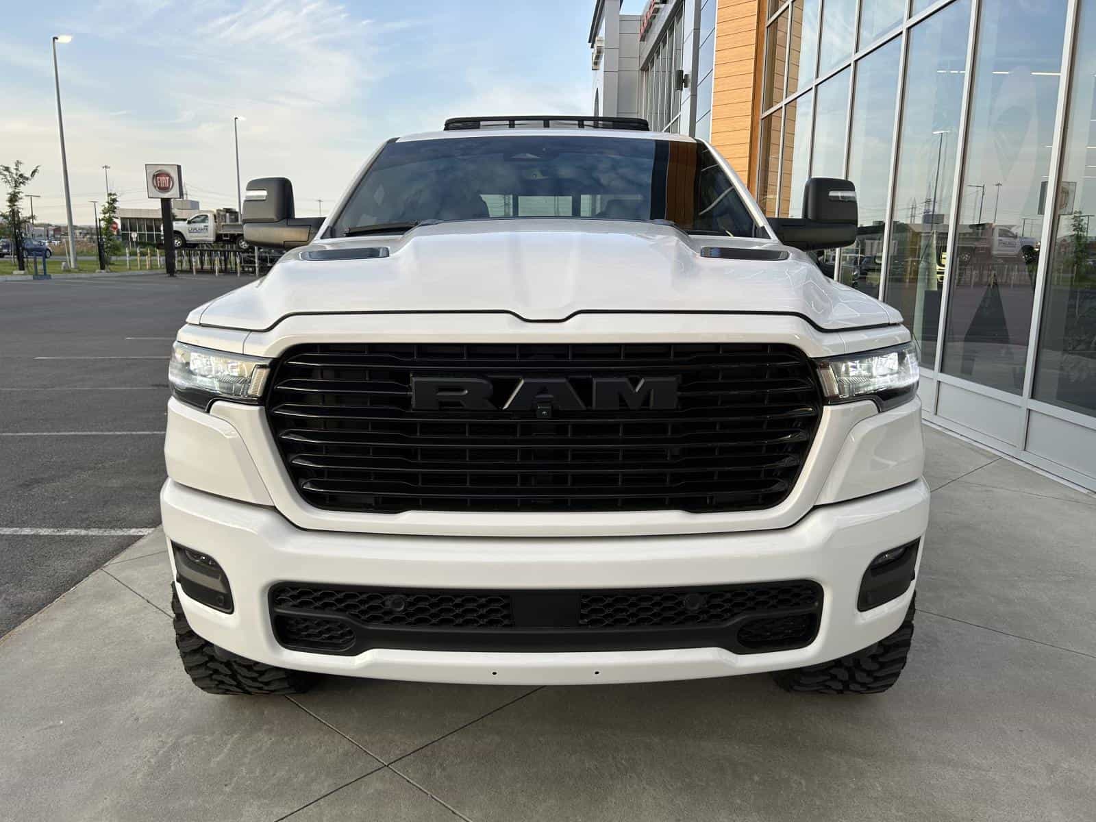 Image 2 RAM All-New 1500 Sport 2025