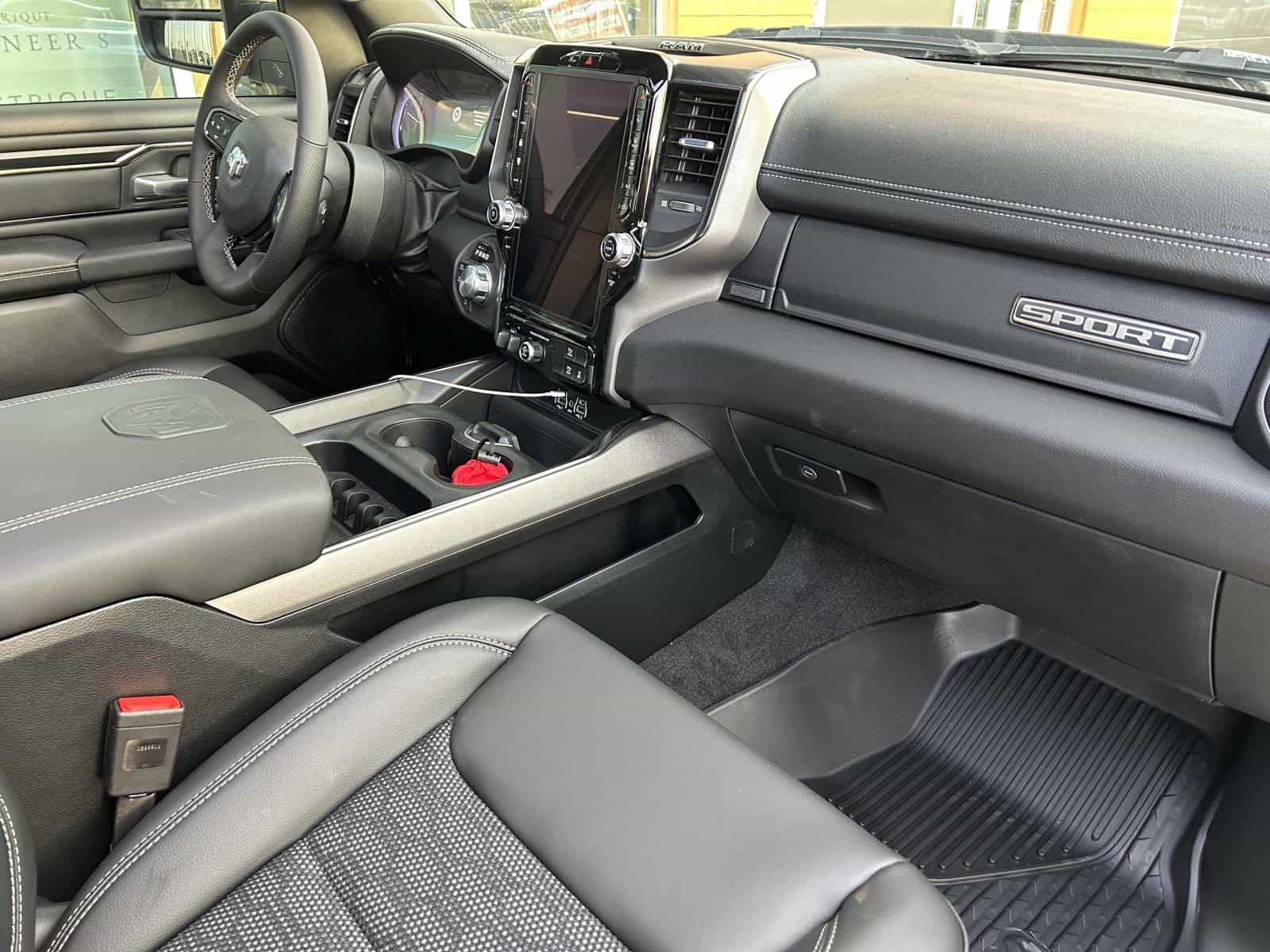 Image 8 RAM All-New 1500 Sport 2025