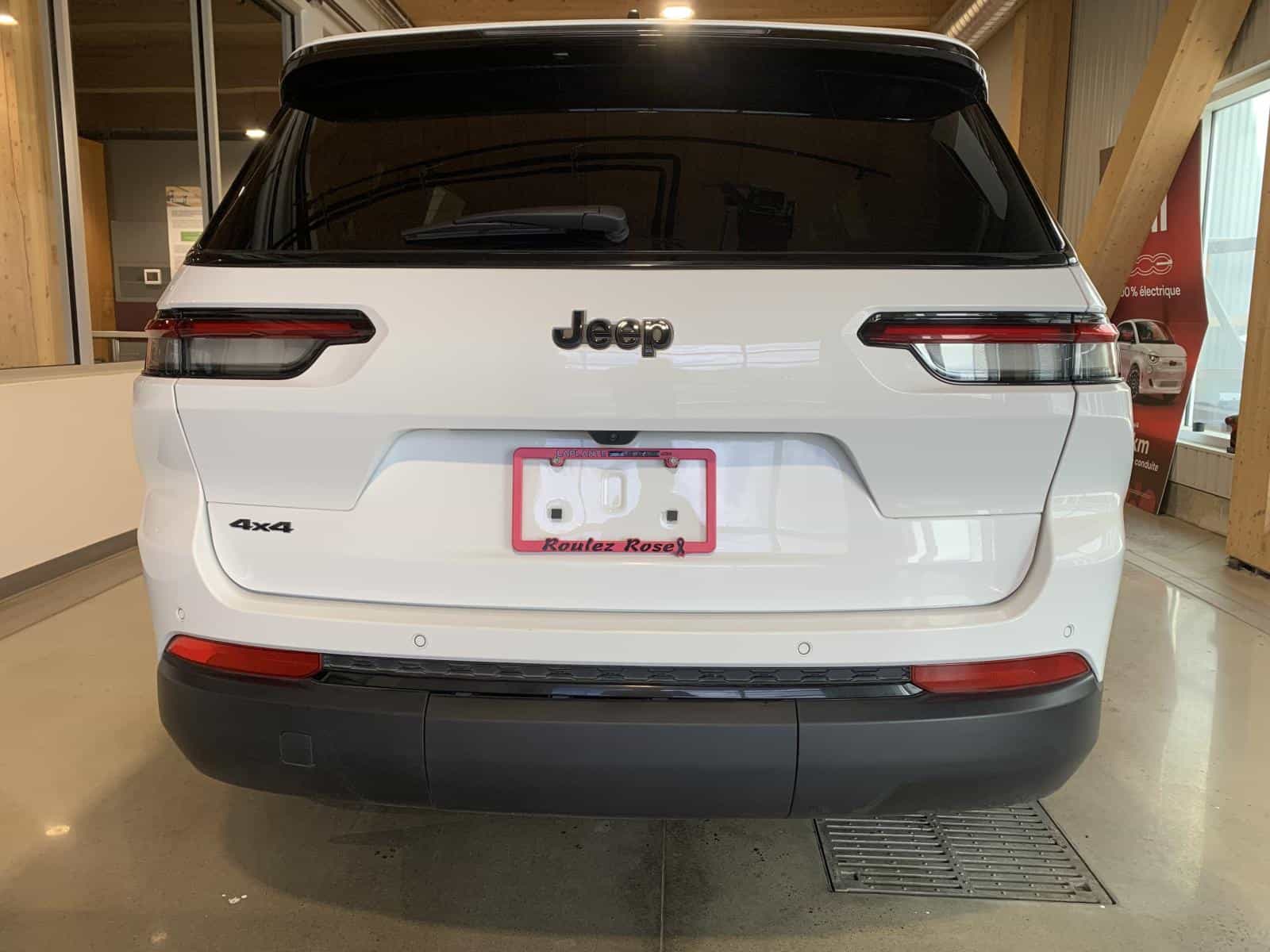 2024 Jeep Grand Cherokee L Laredo Laredo - Image 3