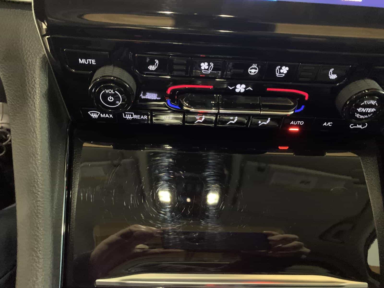 2022 Jeep Grand Cherokee Limited 4X Base 4XE - Image 23