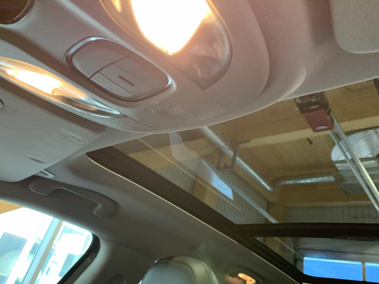 2018 Jeep Compass Latitude North - Image 26