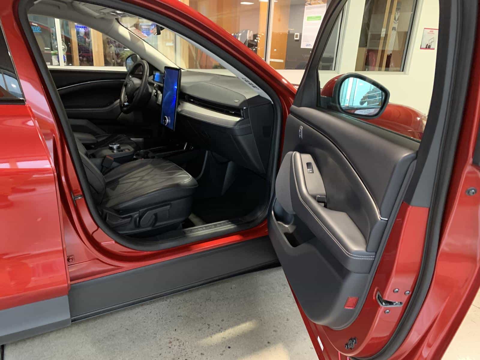 Image 10 Ford Mustang MACH-E Select 2021