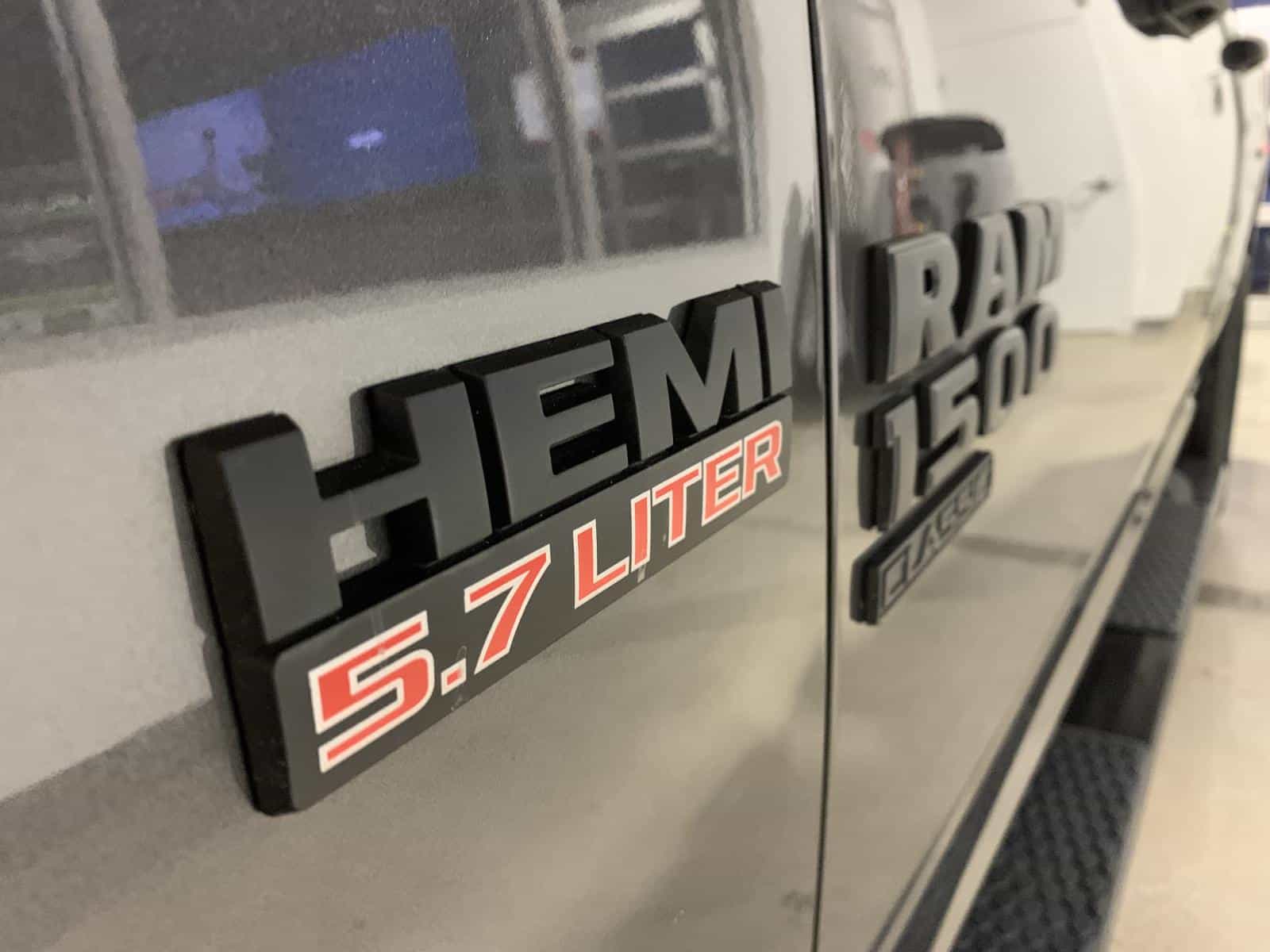 2019 RAM 1500 CLASSIC TRADESMAN Express - Image 6