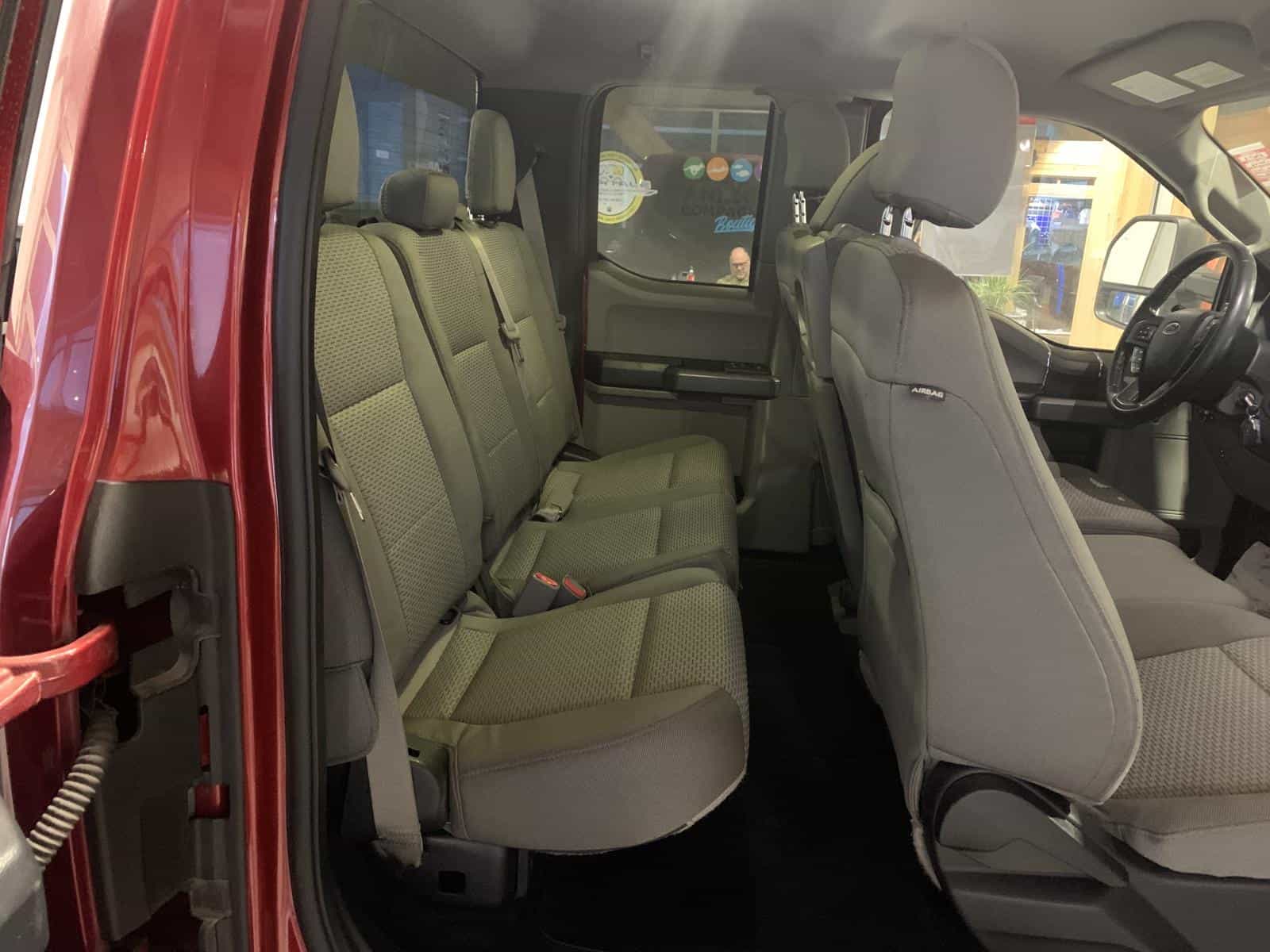 2015 Ford F150 F-150 XLT - Image 9