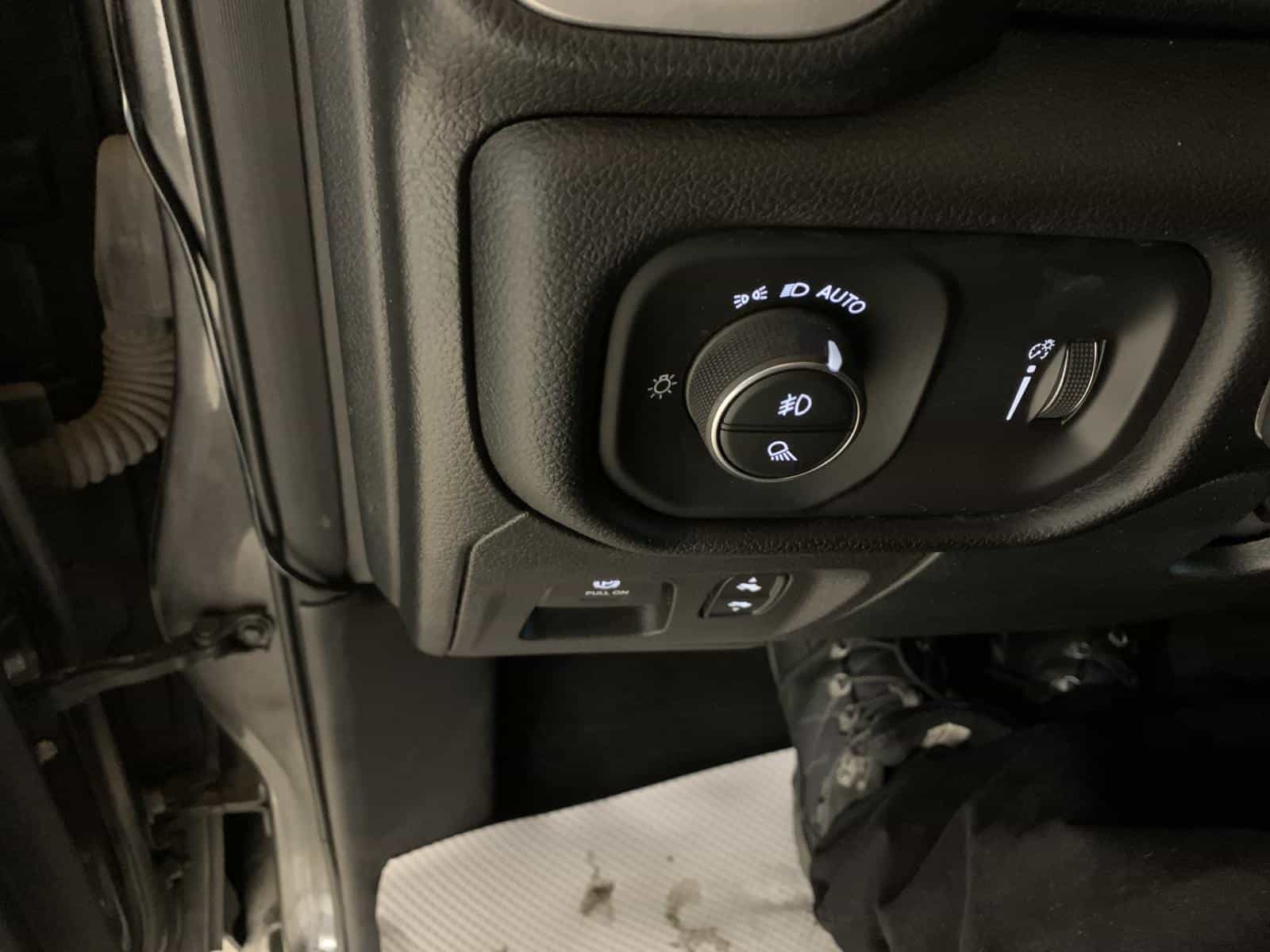 2022 RAM 1500 Big Horn/Lone Star Big Horn - Image 25