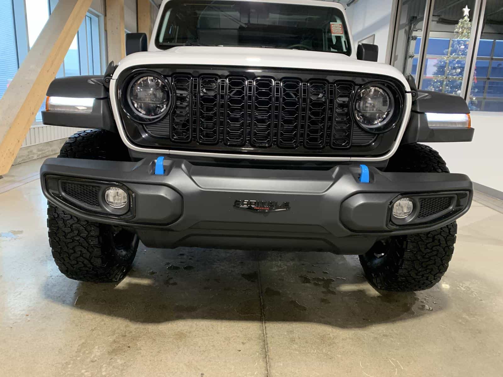 2024 Jeep Wrangler Willys 4XE - Image 5