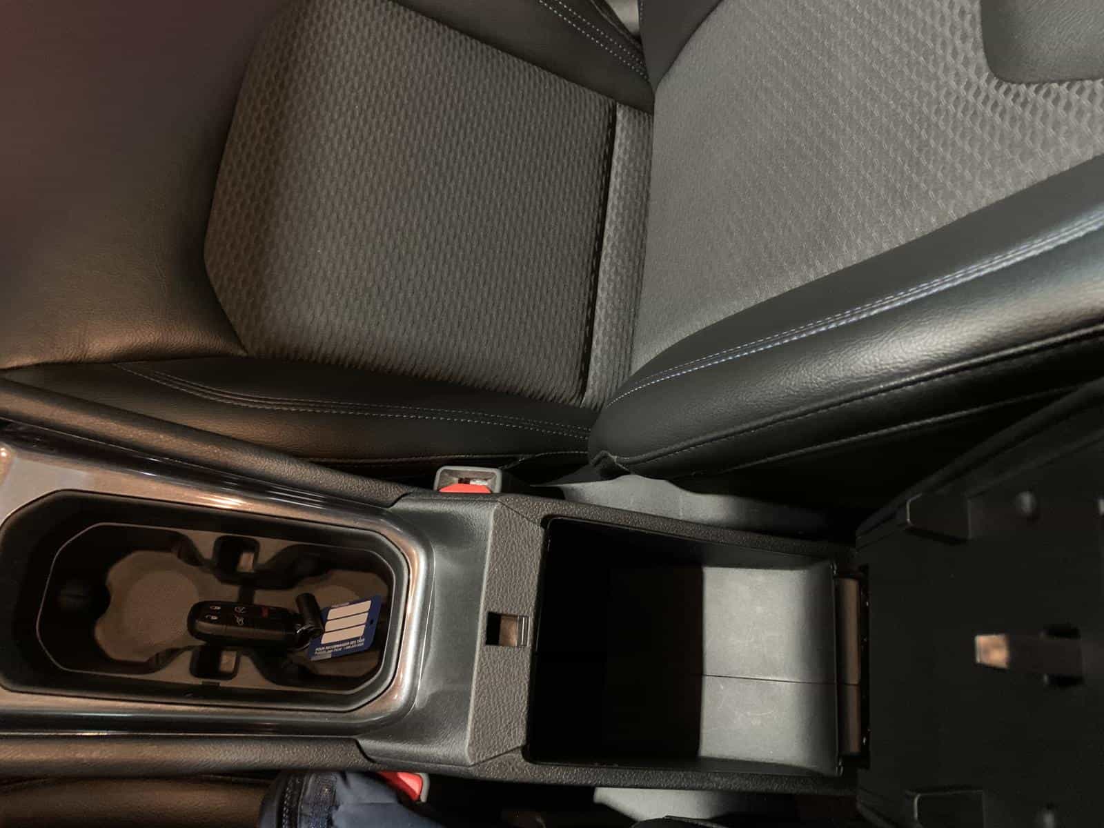 2023 Jeep Compass North - Image 28