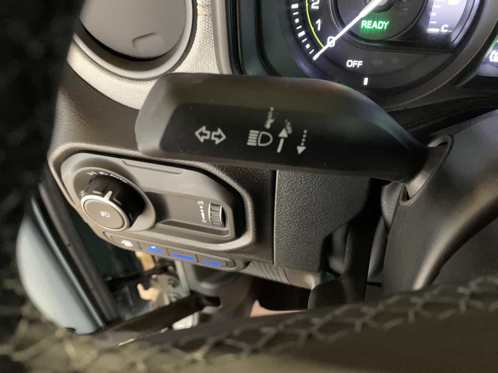 2025 Jeep Wrangler Sahara 4XE - Image 22