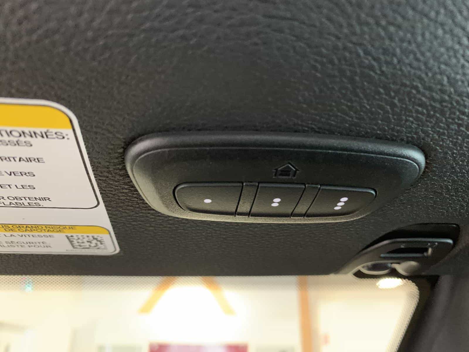 2025 Jeep Wrangler Sahara 4XE - Image 27