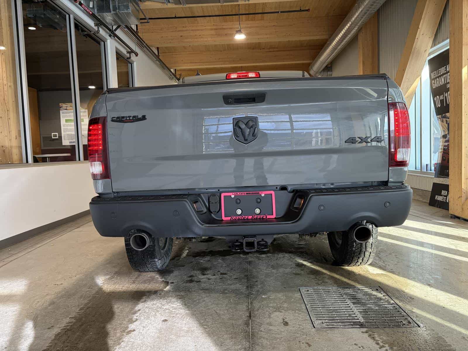 Image 6 RAM 1500 CLASSIC SLT Warlock 2022