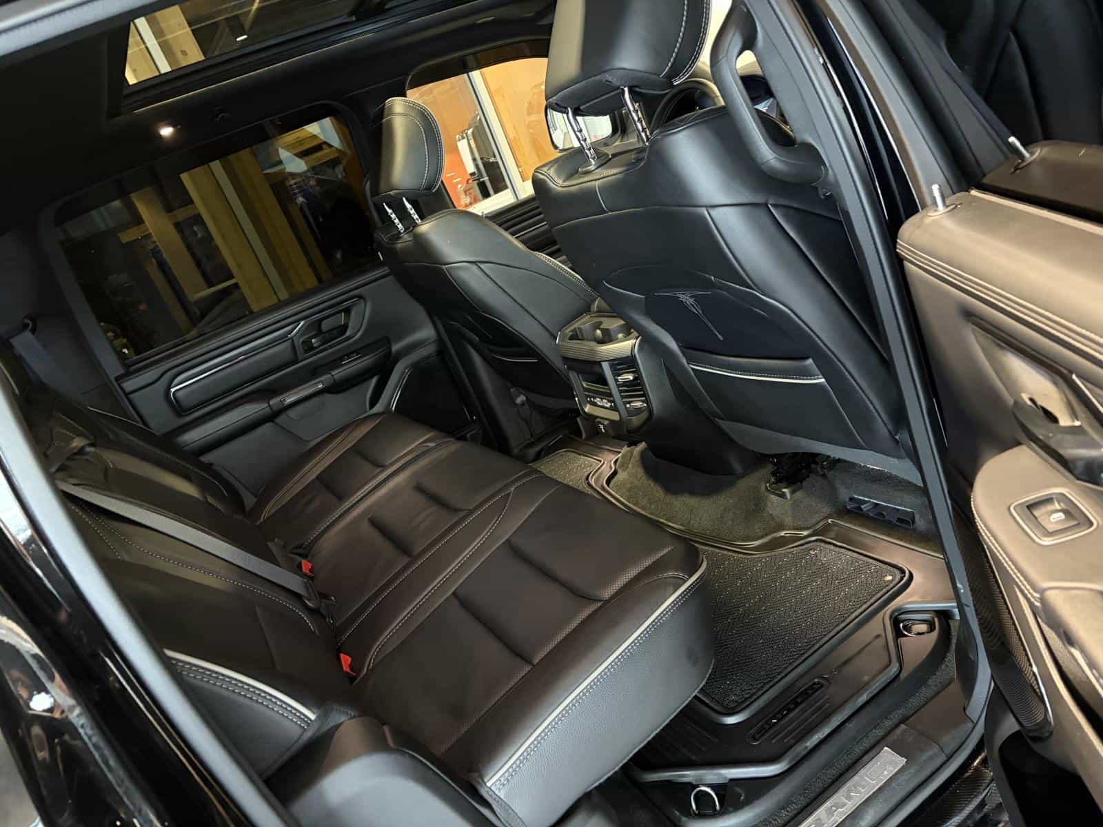 Image 10 RAM 1500 Limited 2023