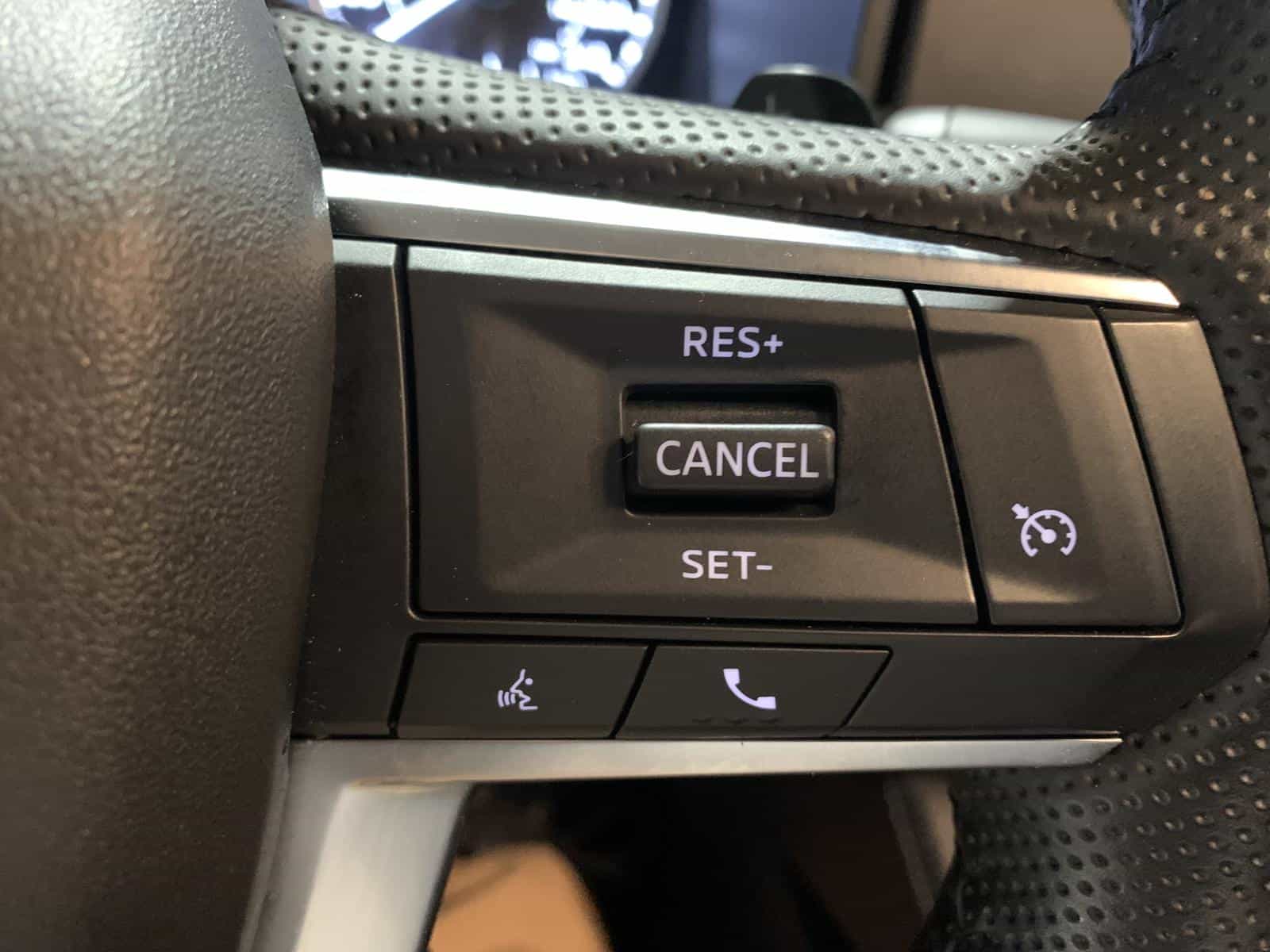 2024 Mitsubishi Outlander ES - Image 17