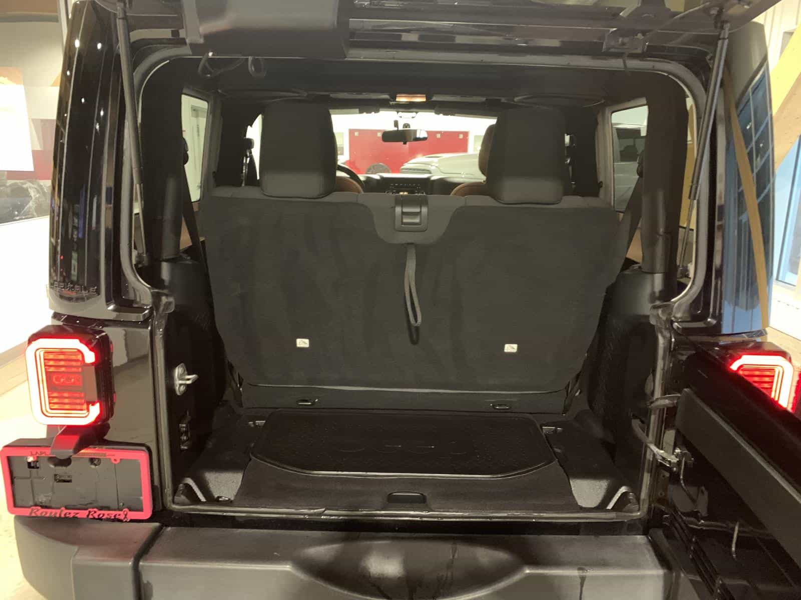 2018 Jeep Wrangler Sport Sport - Image 9