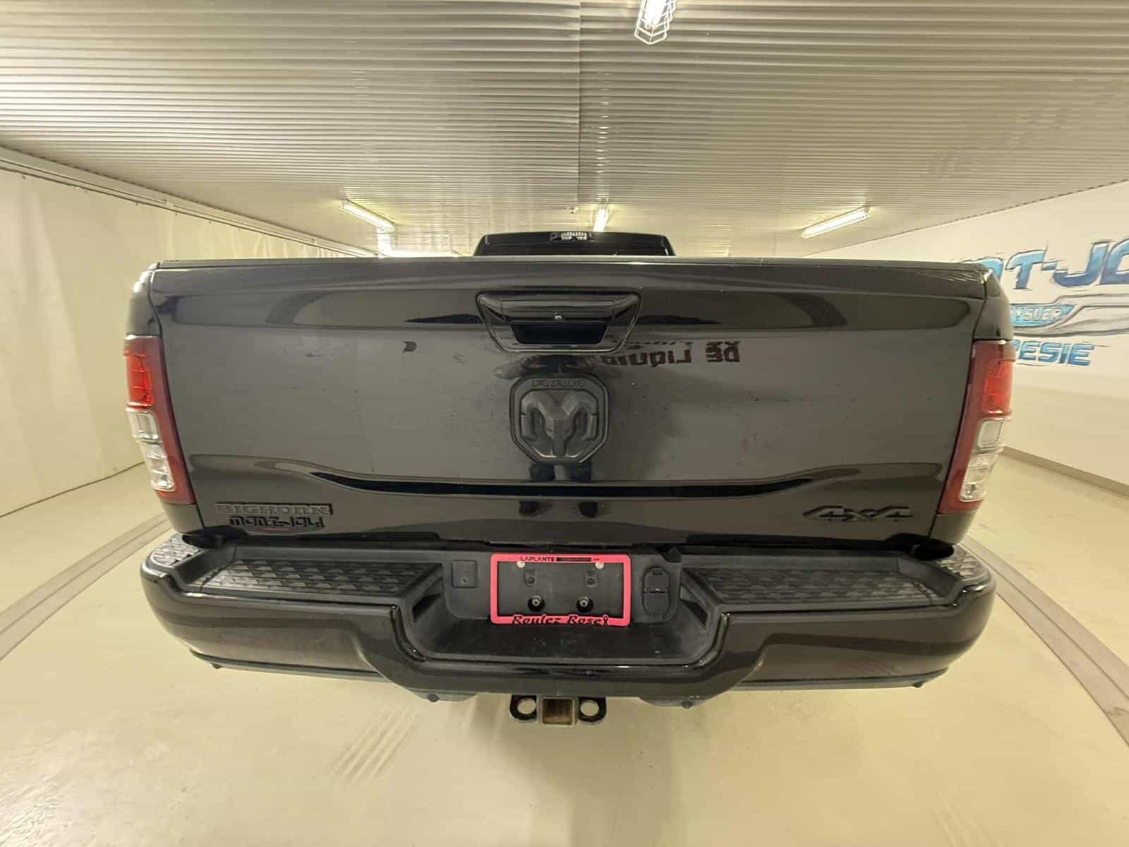 2024 RAM 3500 Big Horn Big Horn - Image 6