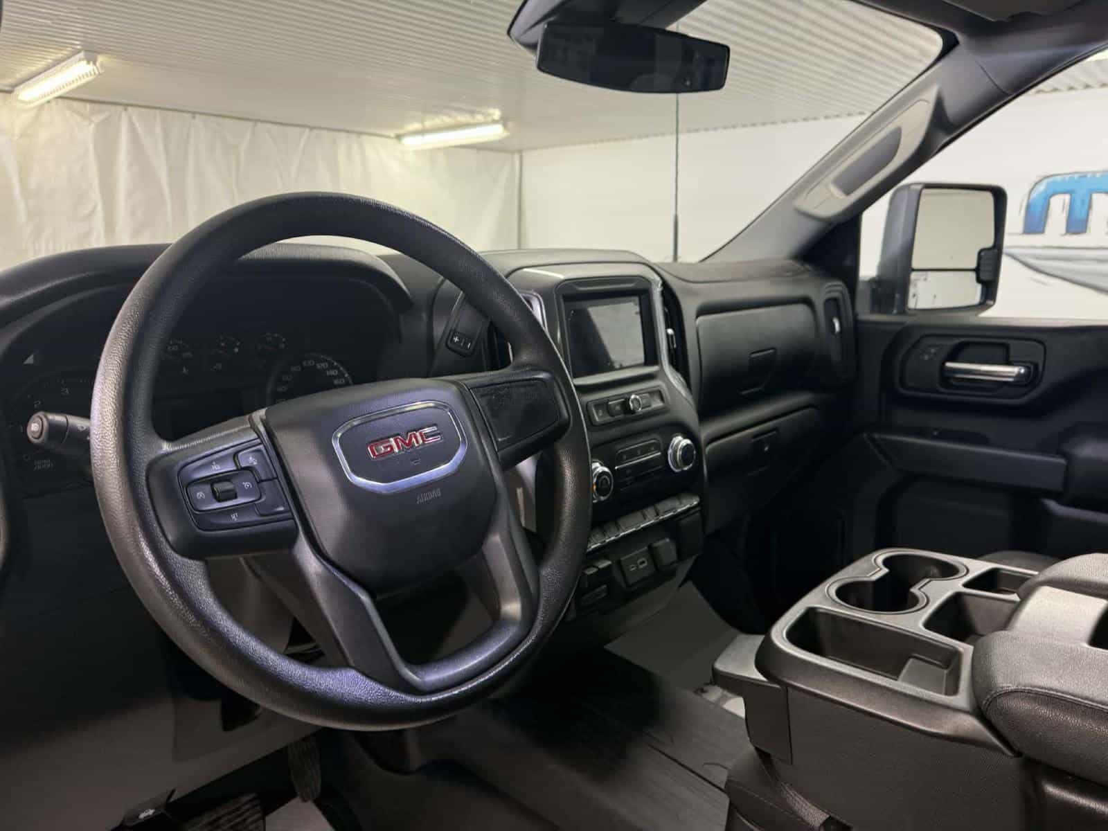 2024 GMC Sierra 2500 SLE - Image 14