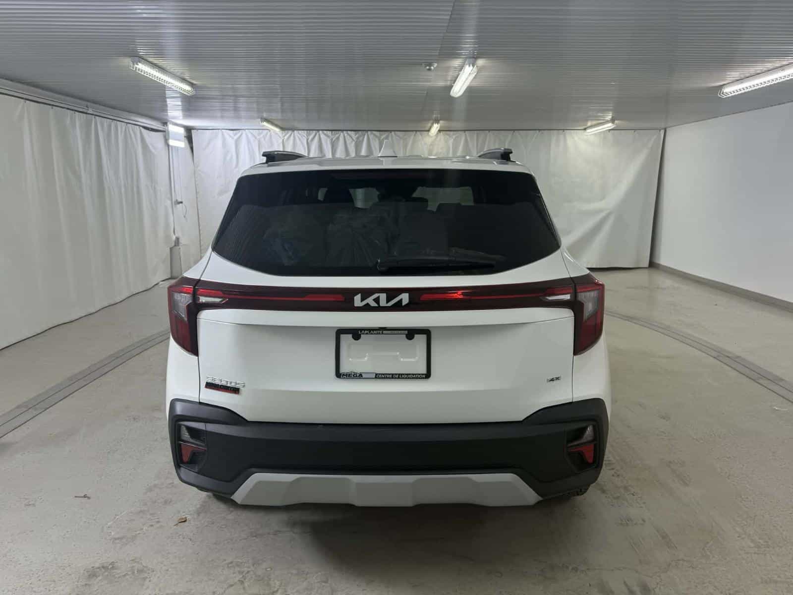 2024 Kia SELTOS LX LX - Image 4