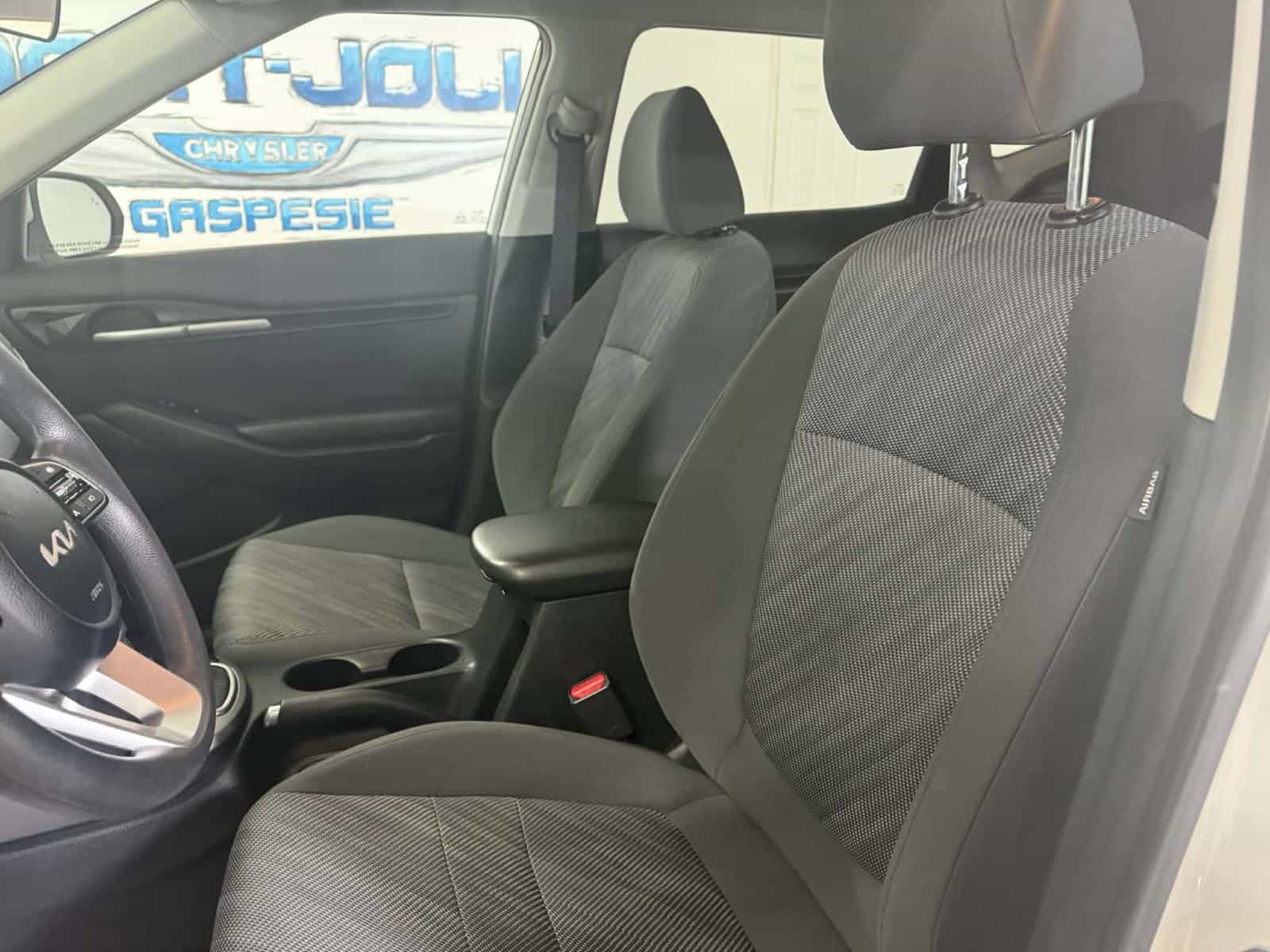 2024 Kia SELTOS LX LX - Image 12