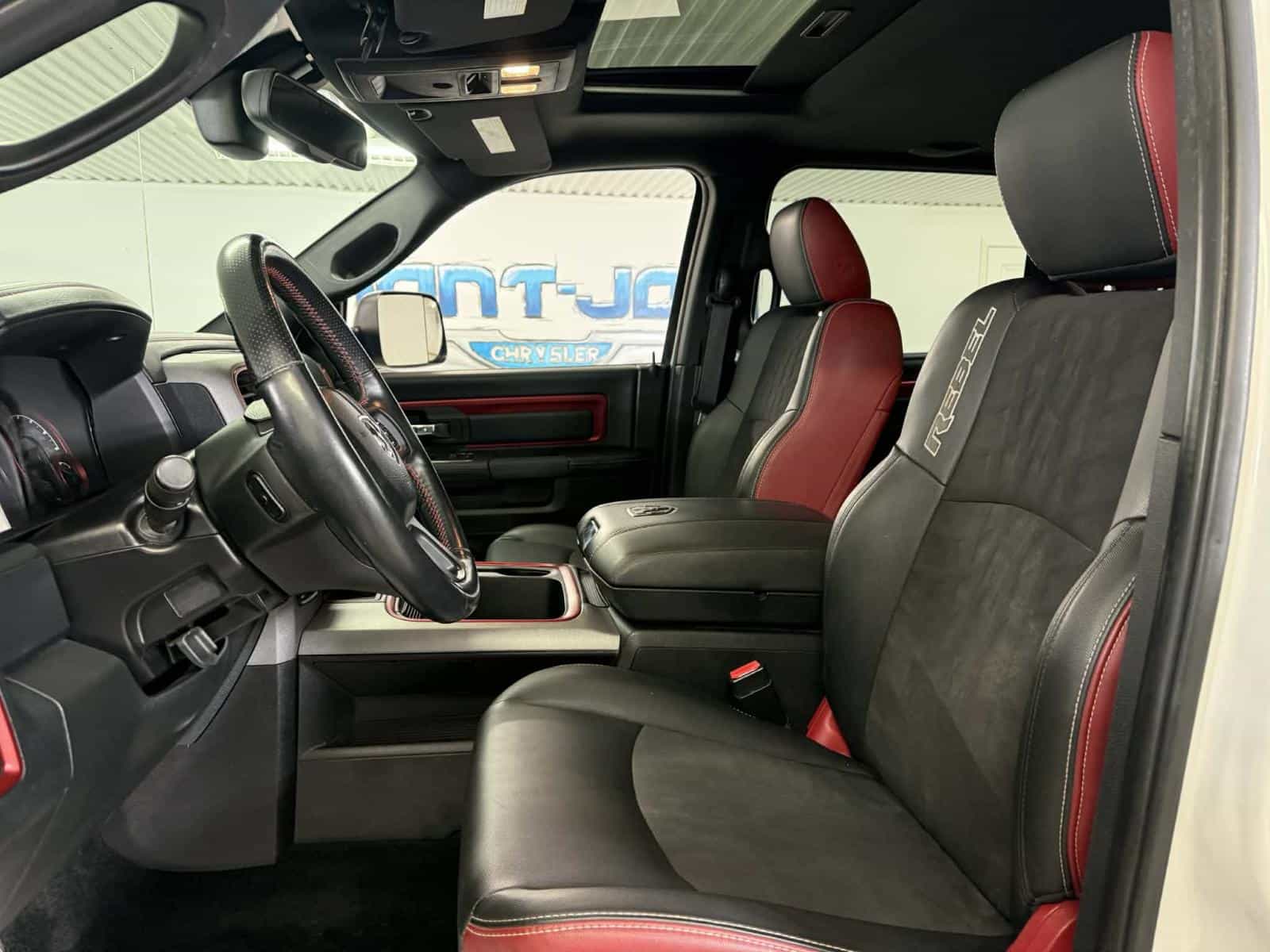 2016 RAM 1500 REBEL Rebel - Image 10