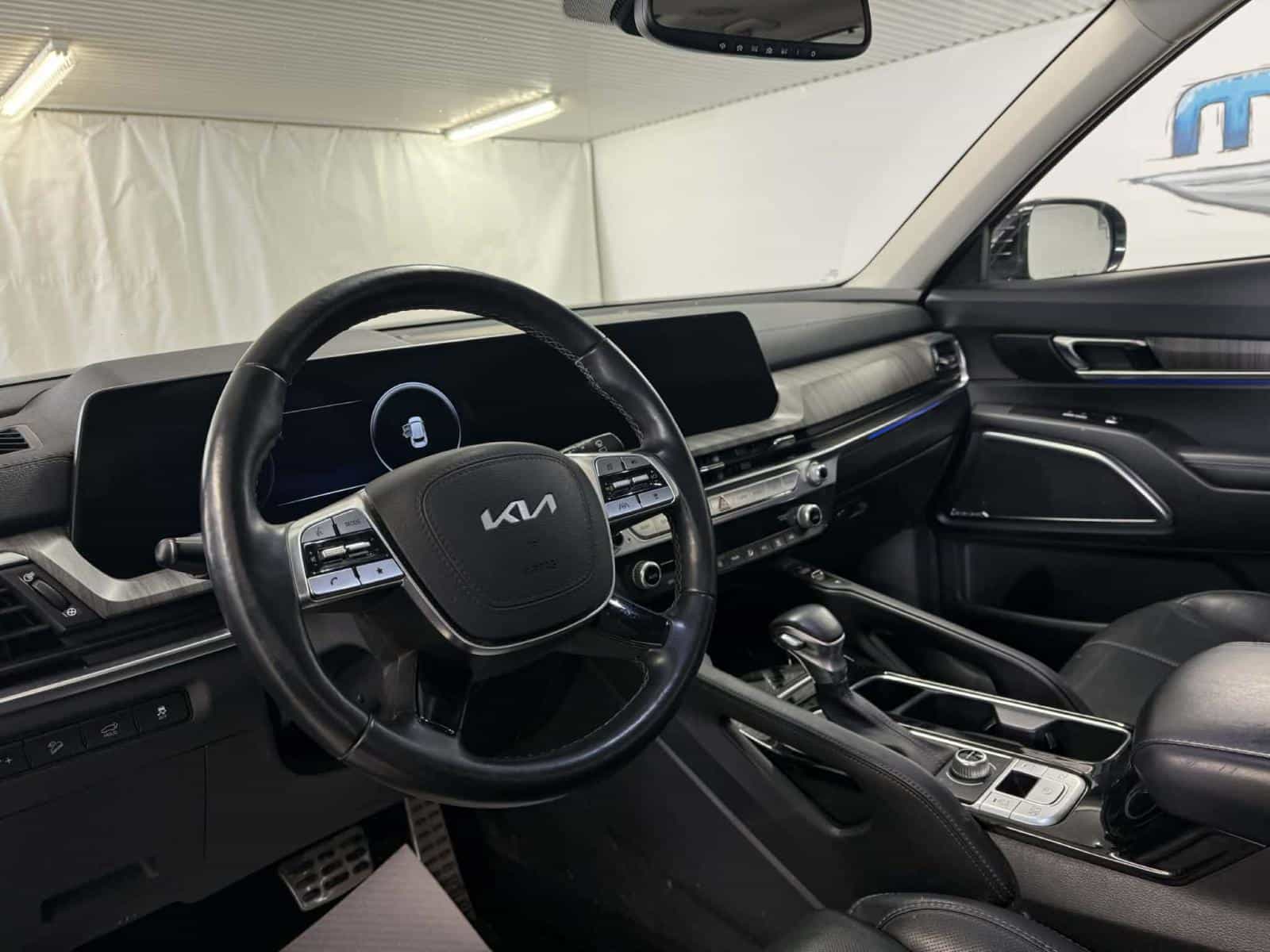 2024 Kia Telluride SX - Image 13